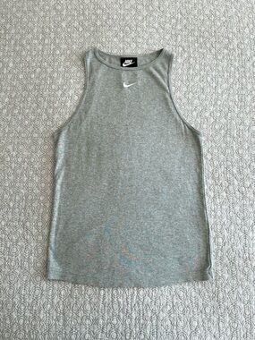 Nike Vintage Gray Tank Top Women’s Embroidered Center White Swoosh Size S